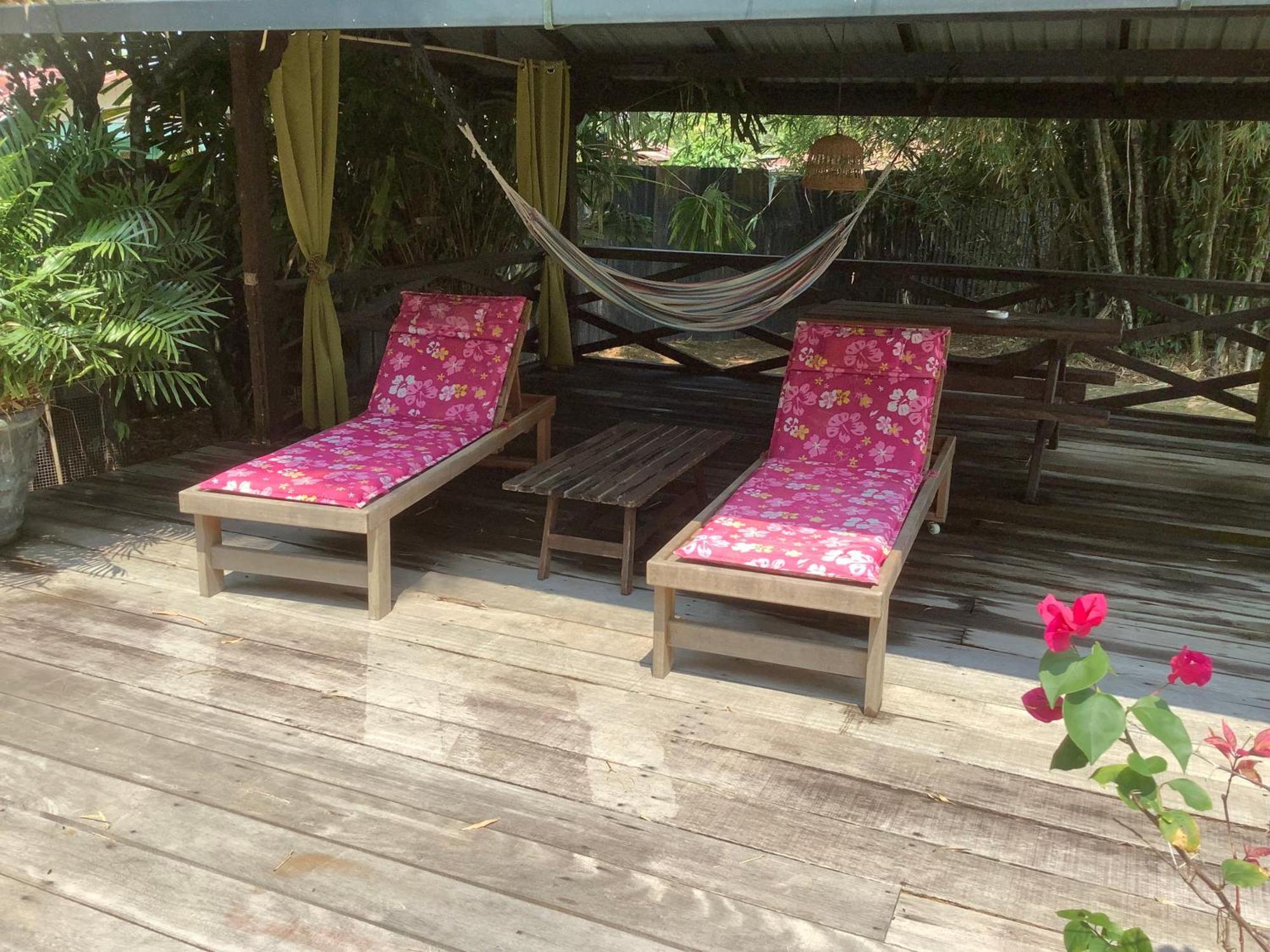 Bamboe Villa Meerzorg Екстериор снимка